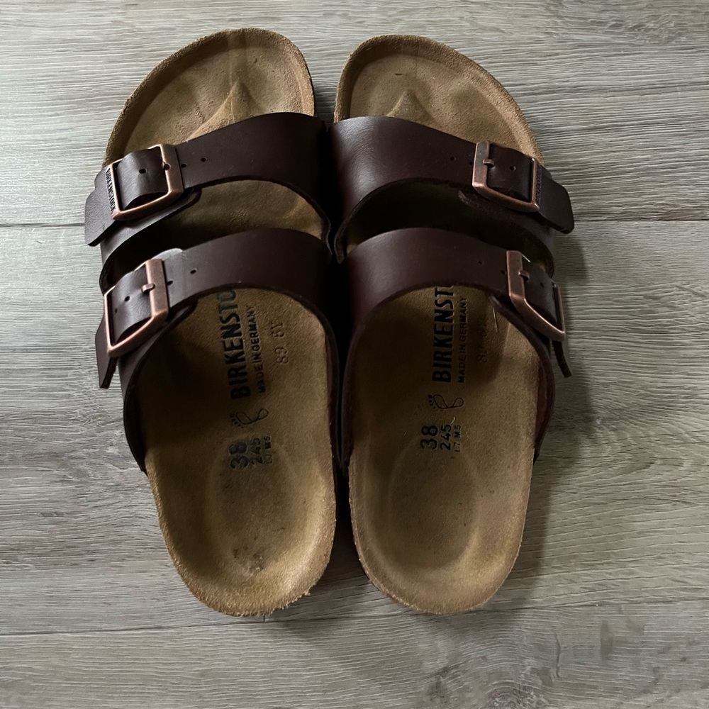 EUC Birkenstock Arizona Footbed Sandals Size 38 (7)